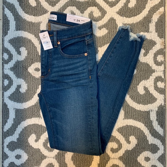 NWT Loft Skinny Jeans - Picture 4 of 9